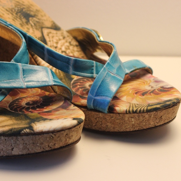 Just Cavalli Cool Platform Wedge Sandals. - Picture 4 of 8